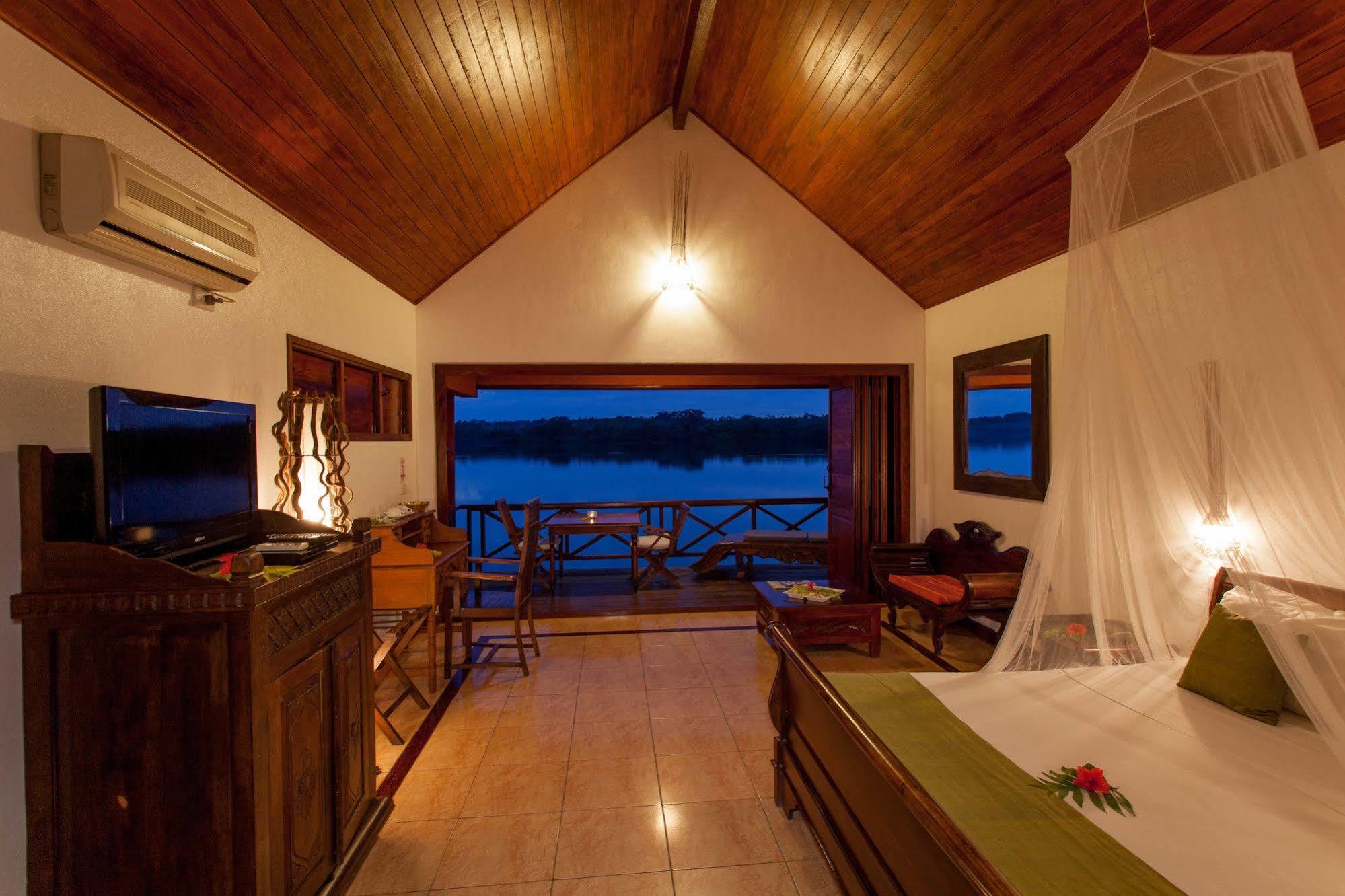 Sunset Bungalows Resort, Vanuatu Порт Вила Екстериор снимка